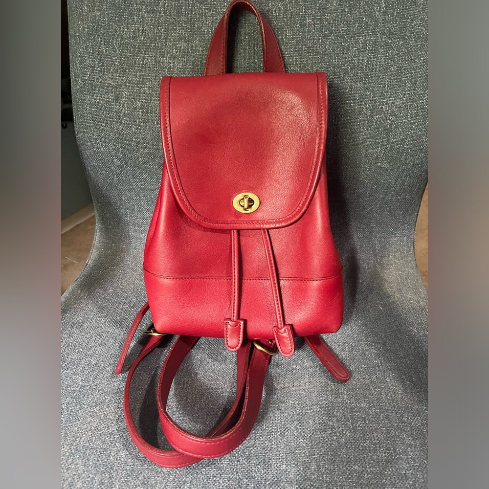 Vintage Coach Small Daypack Backpack 9960 Red
